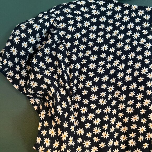 Daisy Print Wrap Mini Dress - Picture 4 of 5